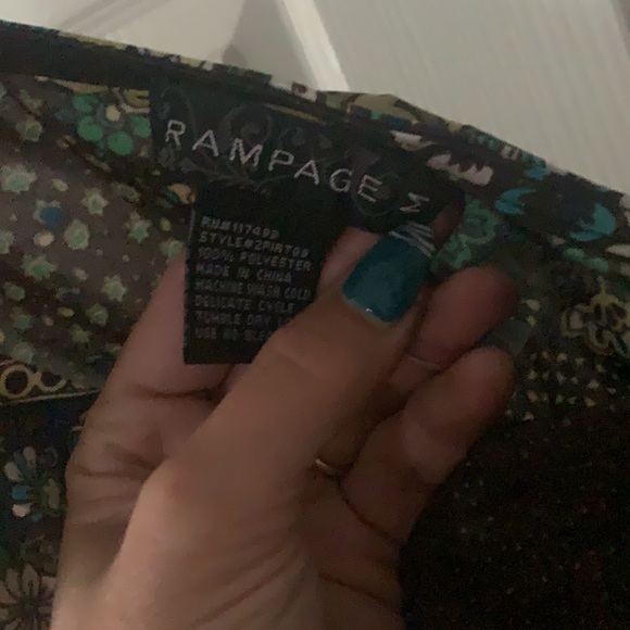 One shoulder silky top - Picture 3 of 4